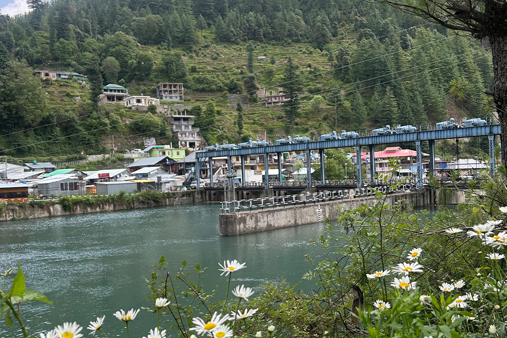 Explore the unspoiled natural beauty of scenic Barot Valley - Bir Billing