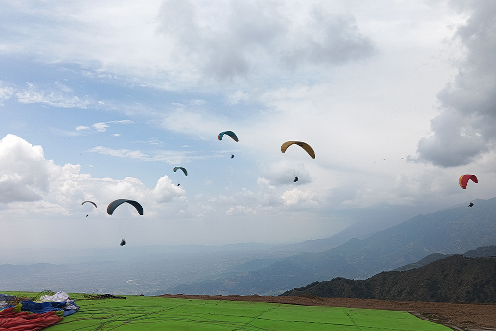 Paragldiing in Bir Billing